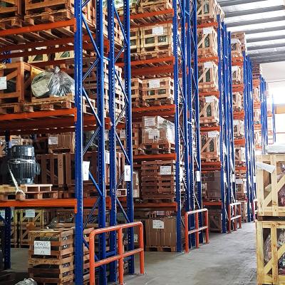 Selective Pallet Racking System 001
